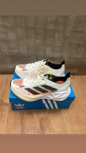 Adizero Boston 11 Premium