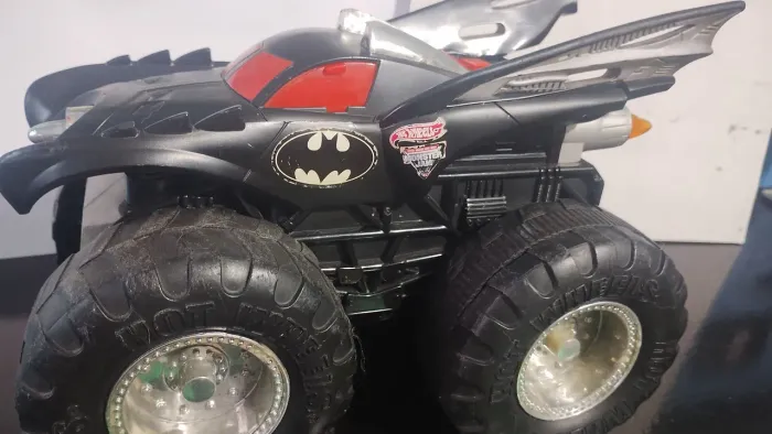 RARIDADE  Hot Wheels Monster Jam Batman 1:12