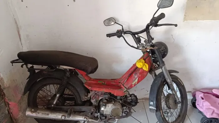 Tem que ajeitar o motor dela 
