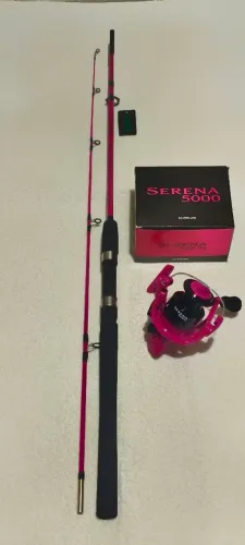 Vara de pesca com molinete 