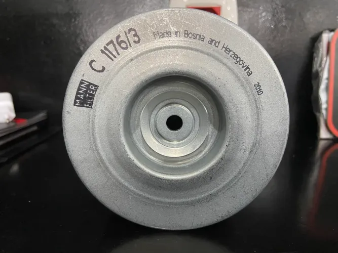 Filtro de Ar do motor Mahle C11763