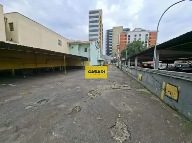 Estacionamento para locação no Centro de Santo André Em frente ao Colégio Singula