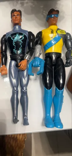 KIT bonecos Max Steel ( 5 bonecos )
