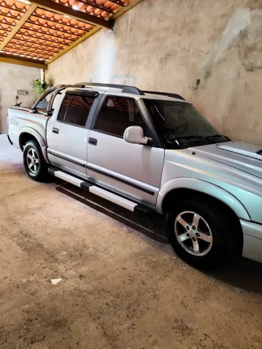 Chevrolet S10 P-up Tornado 2.8 TDI 4x2/4x4 CD Dies 2009