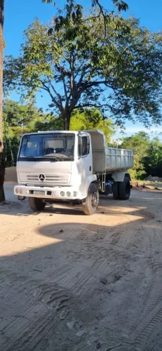 Vendo caçamba 1215 reduzida 