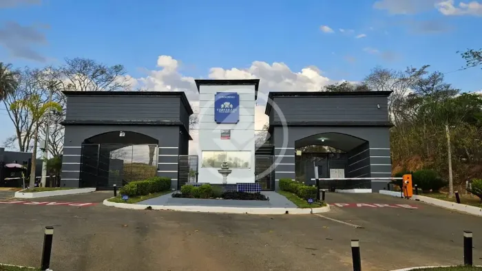 Lote de 1000m2 no Condomínio Versalles ville de France em Lagoa Santa MG codigo: 152057