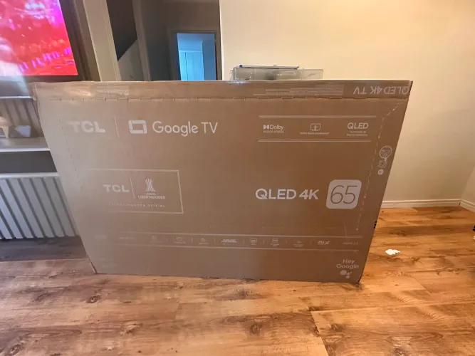 Caixa TV 65 Polegadas