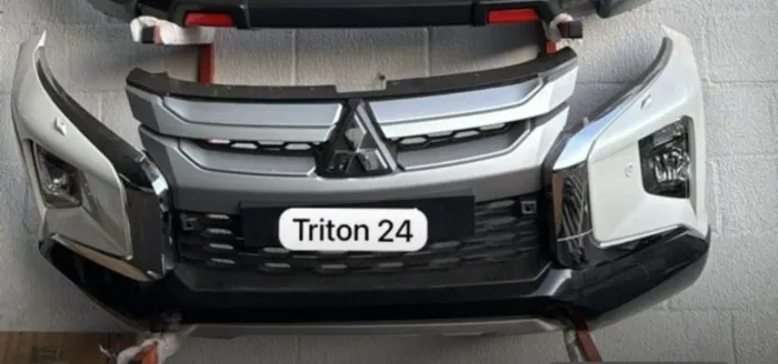 Triton 2024 ou outilander parachoque