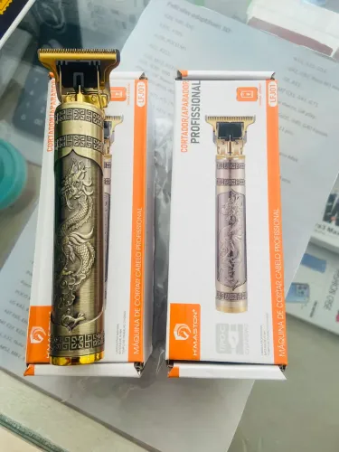 Máquina para aparar cabelo e barba 