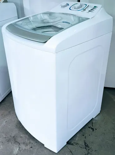 VENDO UMA MÁQUINA DE LAVAR ROUPA ELECTROLUX 10KG
