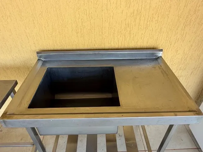 Pia De Inox Com Cuba À Esquerda De Uso Culinário 100x60x90cm