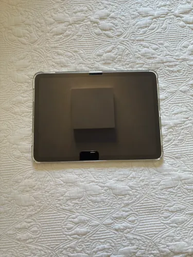 Ipad 11 air M2 - 128gb Seminovo