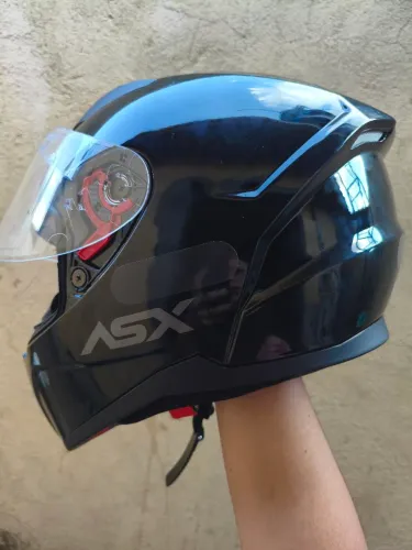 Vendo capacete número 58 preto novinho