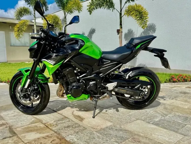 Z 900, ano 2021, IPVA 2026 pago