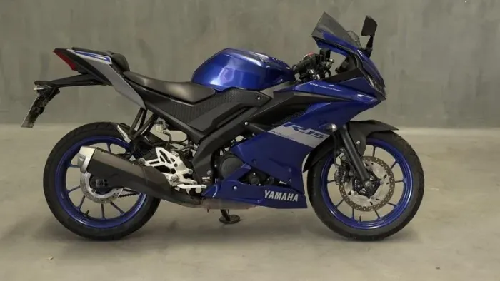 YAMAHA FZR R15 2024