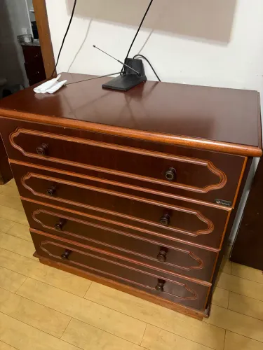 Cômoda e cama de Imbuia