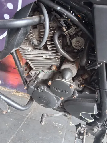Vendo lande 250 toda em dias