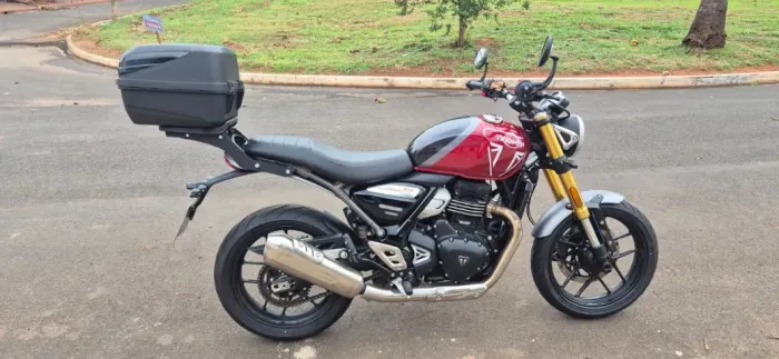 Moto Triumph Speed 400  ano 2025