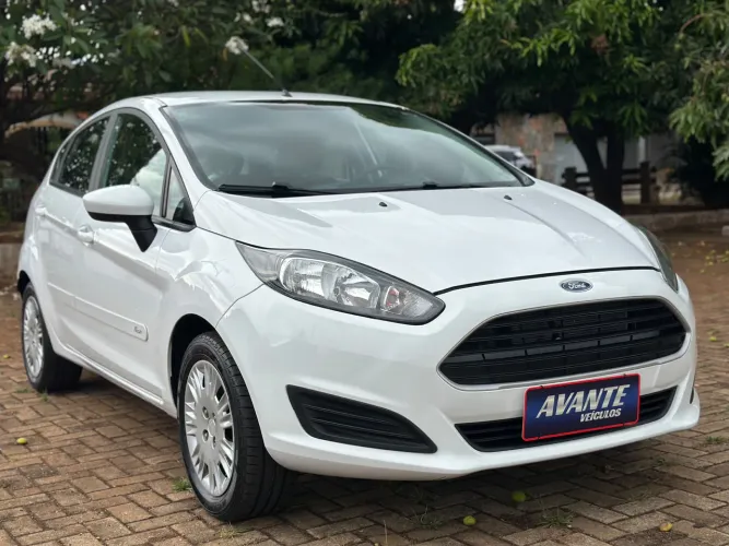 Ford Fiesta 1.5 16V Flex Mec. 5P 2015