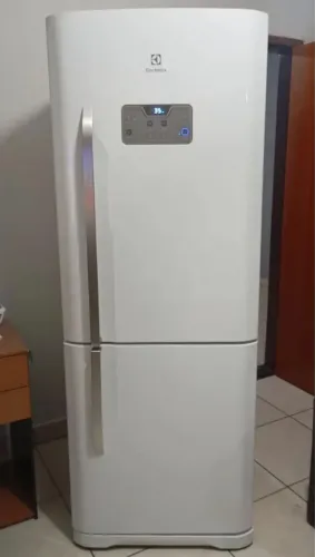Geladeira Eletrolux funcionando perfeitamente 445 litros