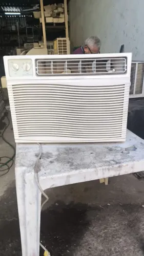 ar condicionado janela 18000 BTUs