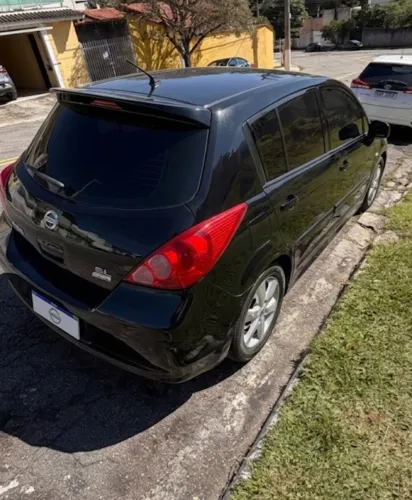 Nissan Tiida SL 1.8/1.8 Flex 16V Aut. 2012