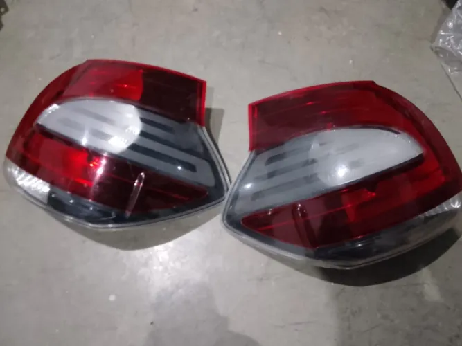Lanterna Fiat Mobi