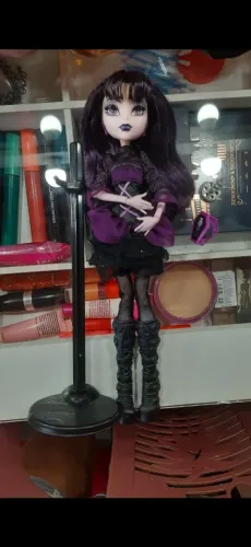 Elissabat Completa Monster High