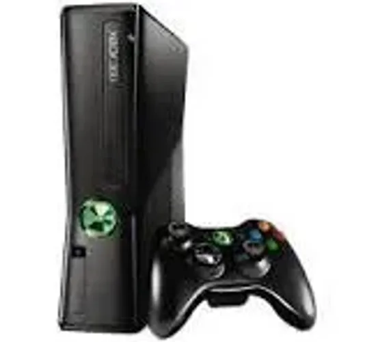 video game xbox 360 (destravado). equipamento pouco usado e muito conservado