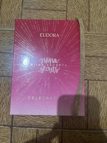 Paleta de sombra versao limitada niina secrets