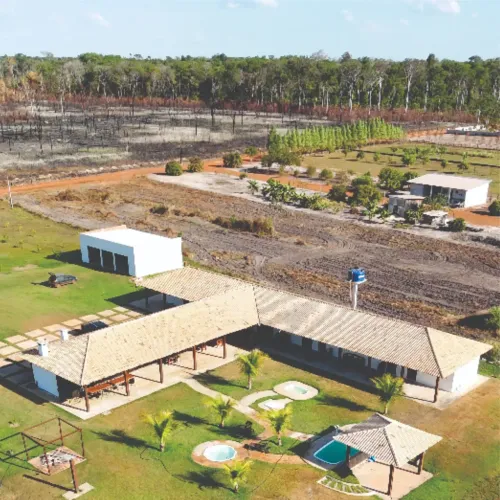 Fazenda/Sítio/Chácara para venda possui 20000 metros quadrados com 6 quartos