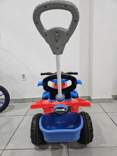 Motoca Spider Maral Infantil Passeio e Pedal Vermelho Azul