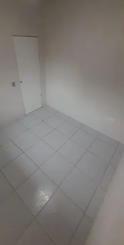 ALUGA-SE CASA 500 REAIS NA AVENIDA NOVA DESCOBERTA