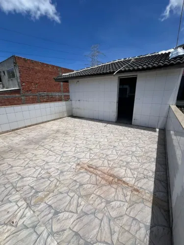 Casa dom bosco  2/4 condomínio  fechado  valor  3500,00