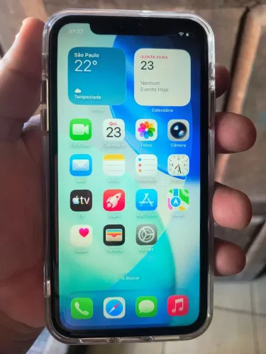 iPhone 11 128gb capa película carregador iCloud livre documento pra vender logo !!