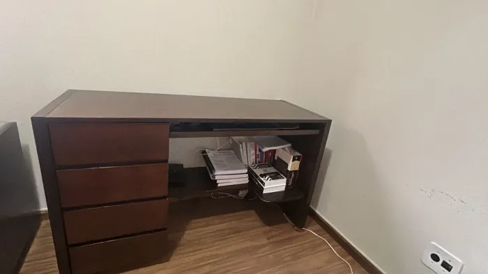 Escrivaninha para computador