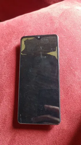 Celular com a tela queimada 