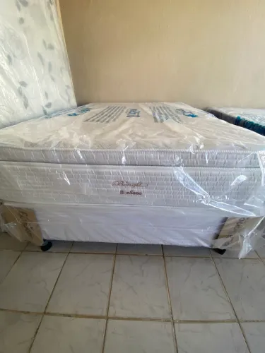 Cama box casal