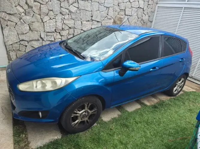 Ford Fiesta 1.6 16V Flex Aut. 5P 2014