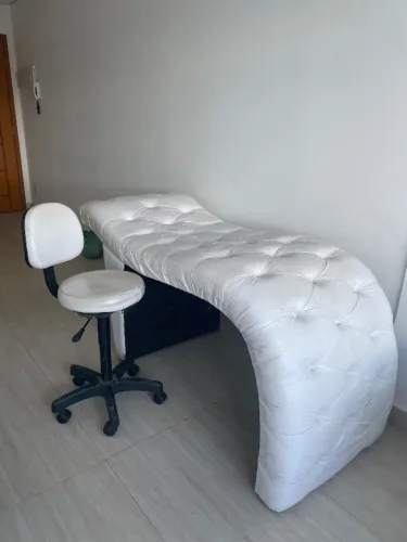 Maca e mocho semi-novos