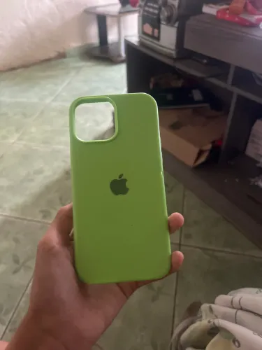Capinha de iPhone 13 Pro Max?