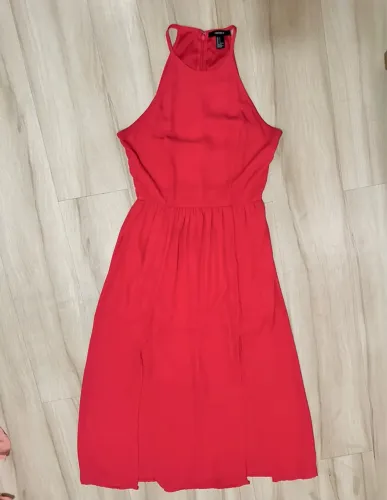 Vestido Forever 21 com fendas na frente