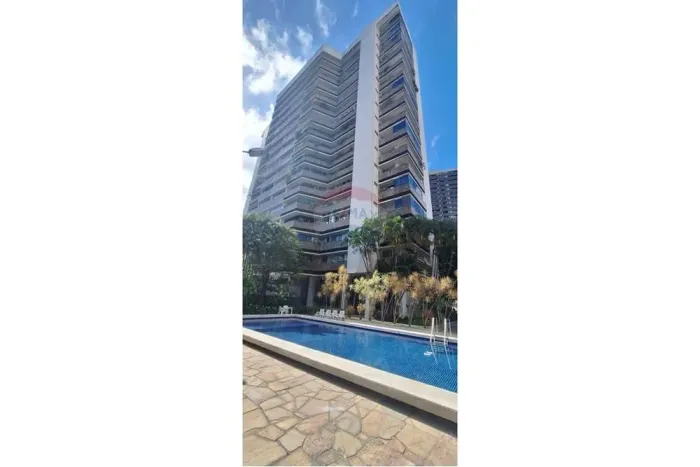 Luxo e Conforto: Apartamento em Apipucos a venda com 5 quartos