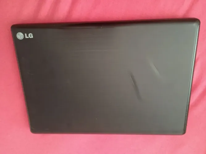 Notebook leia a descrição