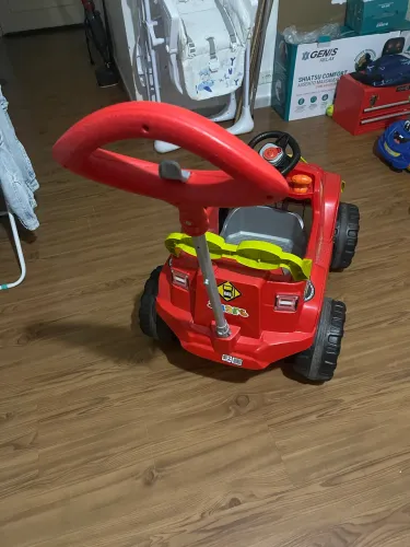 Carrinho Infantil Estilo Jeep - Super Conservado 