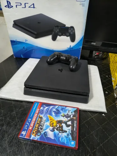 PS4 slim
