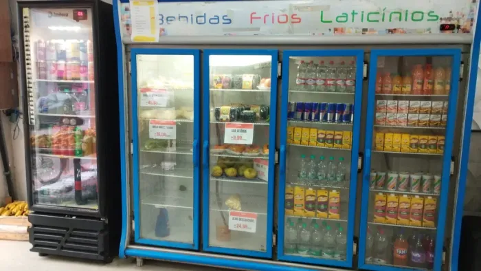 Vendo hortifruti completo só chegar e trabalhar 