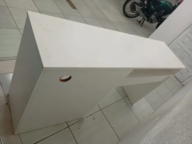 Escrivaninha/ mesa para computador 