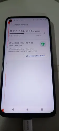 Moto G8 Power Lite com 64 GB de memória sem carregador