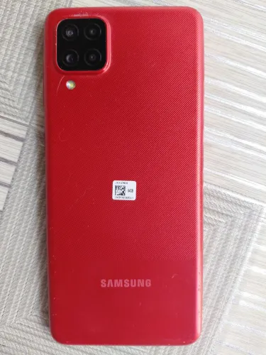 Vende-se celular a12 Samsung